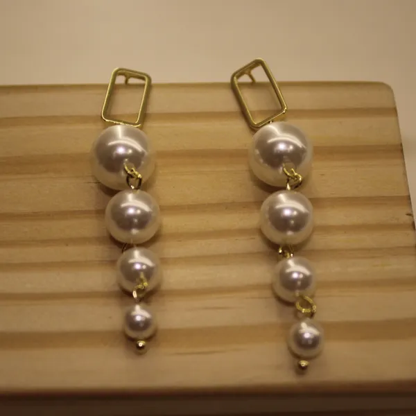 Alloy_Stylish_Korean_Earing_For_Women