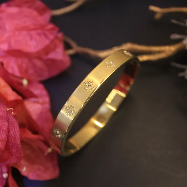 Gold_Plated_Anti_Tarnish_Flora_Luxe_Crystal_Bangle