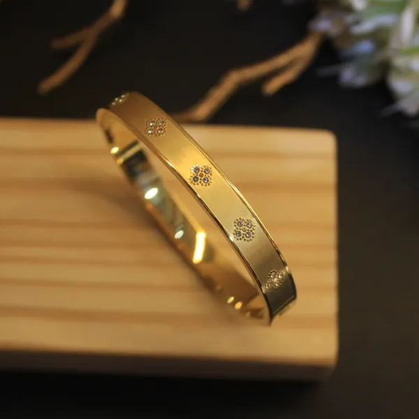 Gold_Plated_Anti_Tarnish_Flora_Luxe_Crystal_Bangle