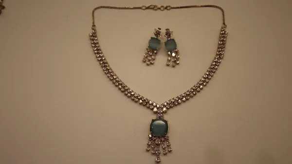 American_Diamond_Necklace_Set_For_Women