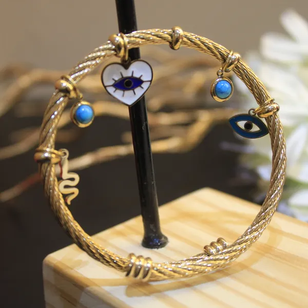 Gold_Plated_Anti_tarnish_Heart_Evil_Eye_Adjustable_Bracelet