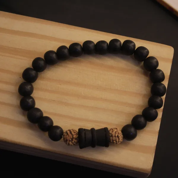 Glimsy_Grounding_Aura_-_Certified_Karungali_Bracelet