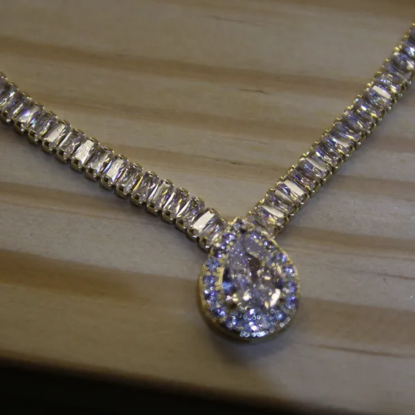 Brass_Stylish_Neck_Pendant_Set_For_Women