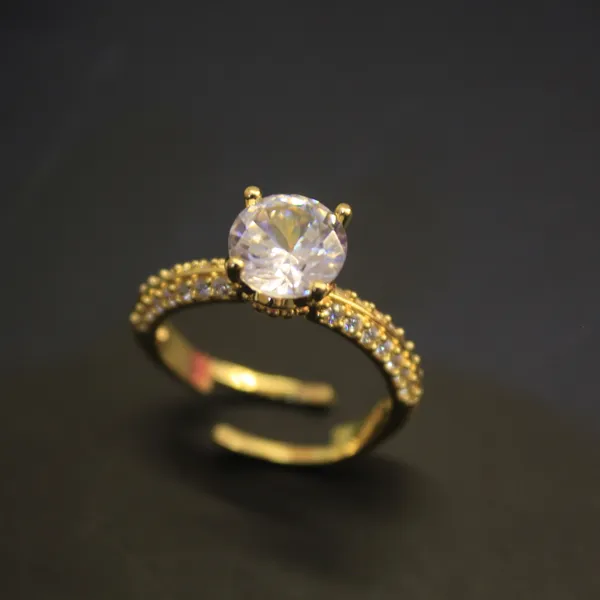 Glimsy_Eternal_Spark_–_Gold_Plated_Solitaire_Ring