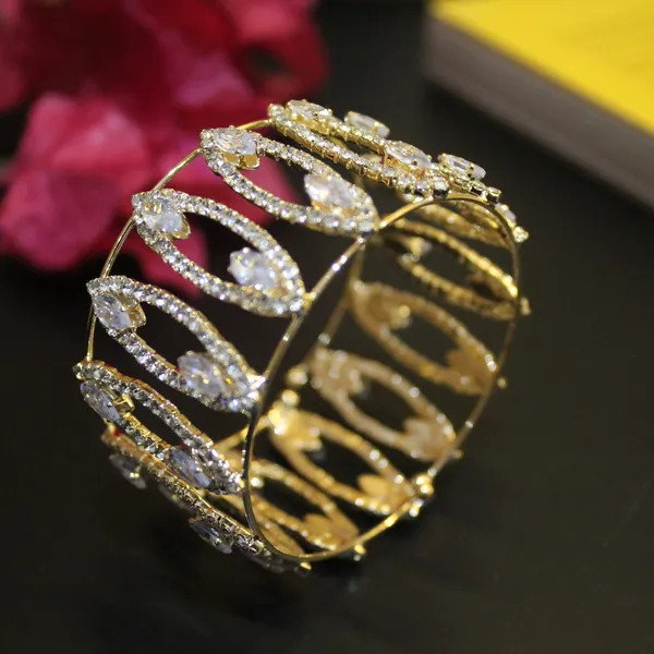 White_&_Golden_Premium_Alloy_Bracelets_For_Women