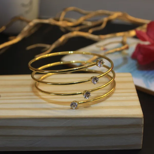 Gold_Plated_Anti_Tarnish_Swirl_Diamond_Bracelet_for_Women