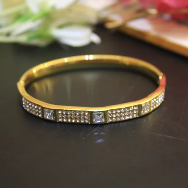 Gold_Plated_Anti_Tarnish_American_Diamond_Eternal_Spark_Bracelet
