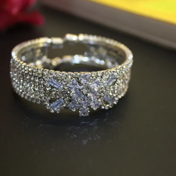 Silver_Premium_Alloy_Bracelets_For_Women