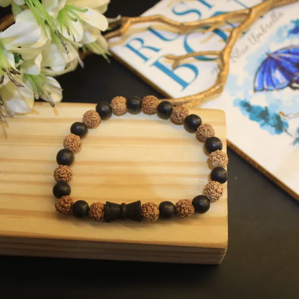 Glimsy_Divine_Shield_-_Certified_Rudraksha_Karungali_Bracelet