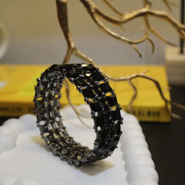 Black_Premium_Crystal_Stretch_Bracelets_For_Women