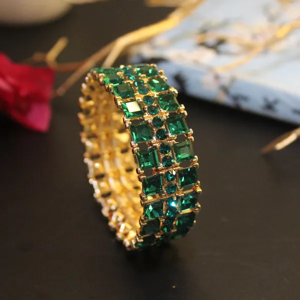 Green_Premium_Crystal_Stretch_Bracelets_For_Women