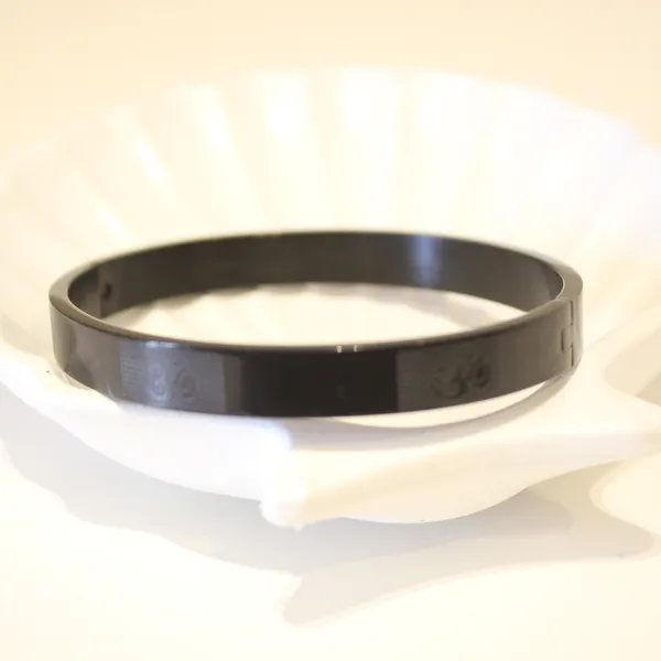 Stylish_Alloy_Bracelet_For_Men