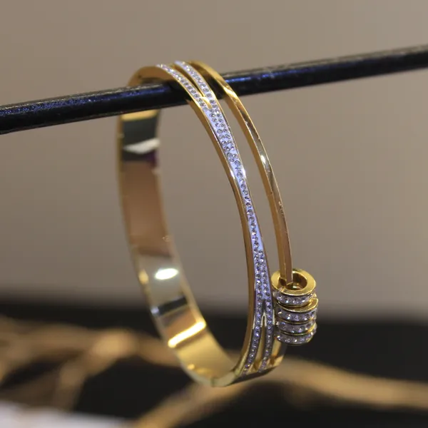 Gold_Plated_Anti_tarnish_Royal_Radiant_Knot_Bracelet
