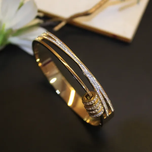 Gold_Plated_Anti_tarnish_Royal_Radiant_Knot_Bracelet