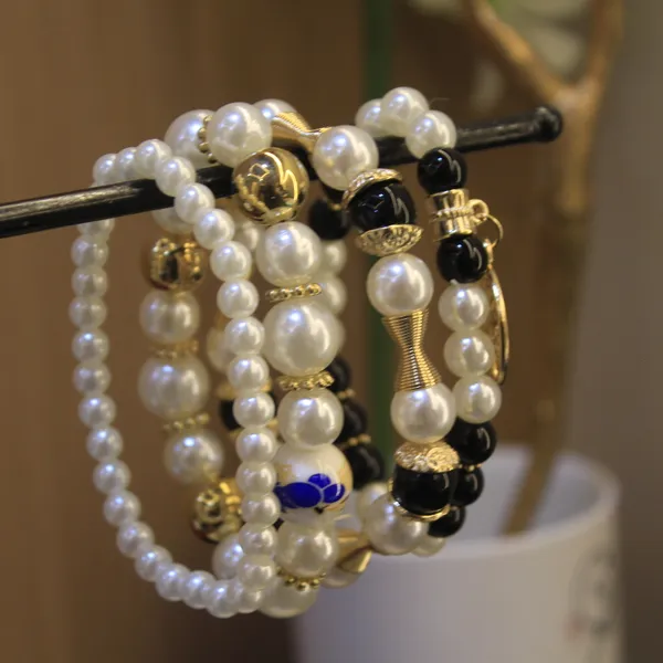 Glimsy_Women__Charms_Bracelets