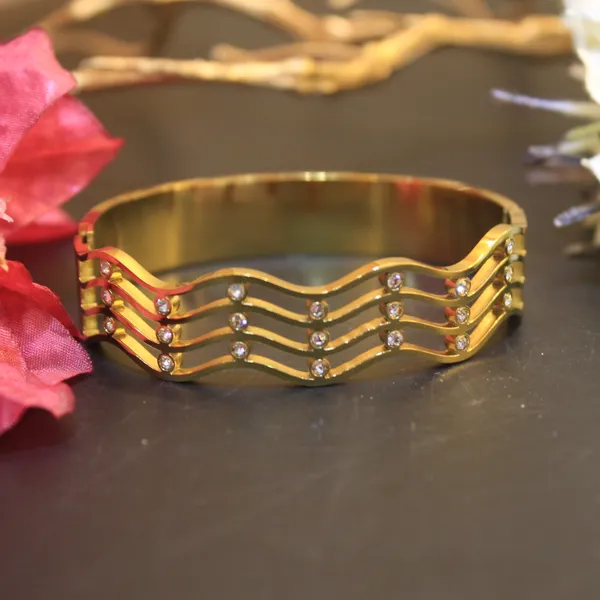 Gold_Plated_Anti_tarnish_Zig_Zag_Stone_Stubbed_Bracelet