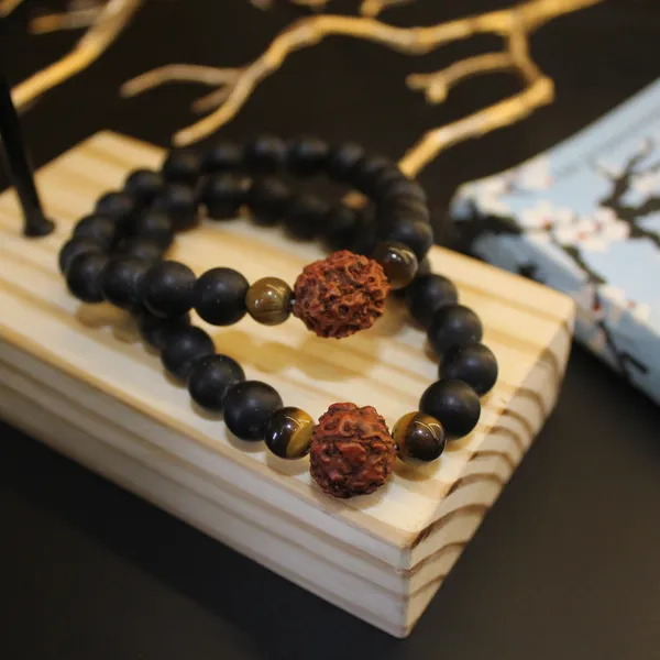 Black_Premium_Wood_And_Plastic_Bracelet_For_Men