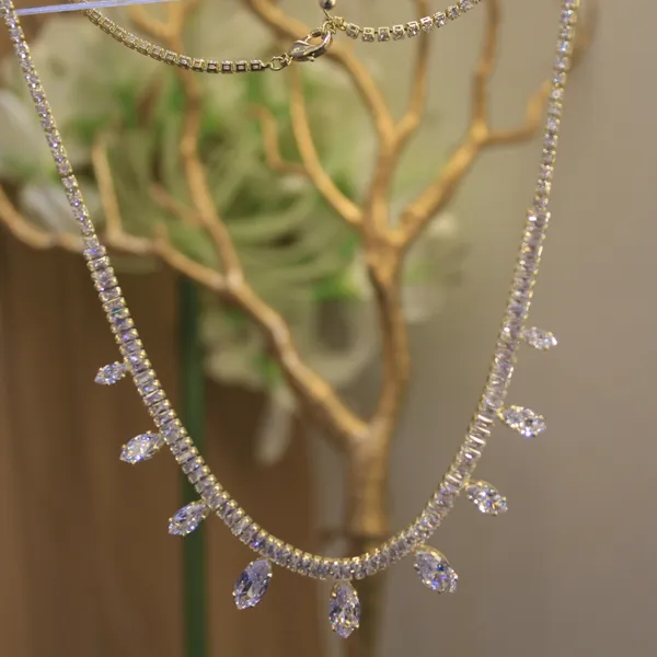 Glimsy_Women_Neck_Pendant
