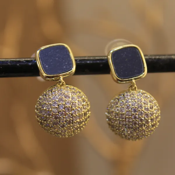Alloy_Stylish_Western_Earing_For_Women