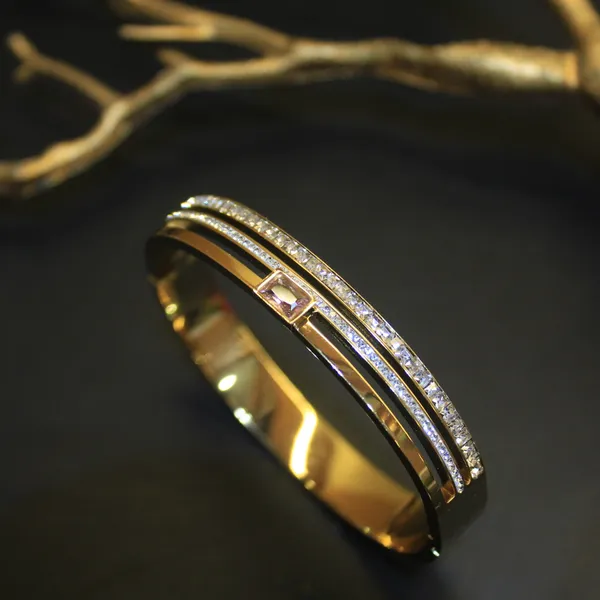 Gold_Plated_Anti_Tarnish_Cubic_Zirconia_Baby_Pink_toned_Bracelet_Bangle_