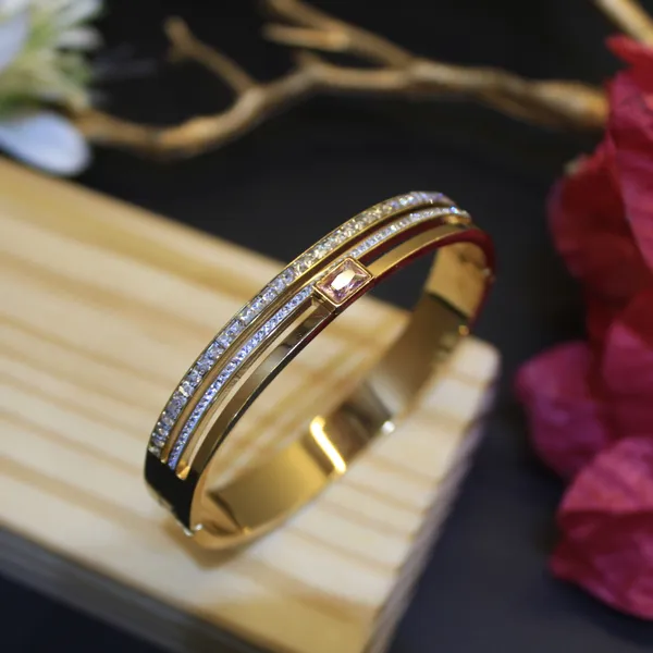 Gold_Plated_Anti_Tarnish_Cubic_Zirconia_Baby_Pink_toned_Bracelet_Bangle_