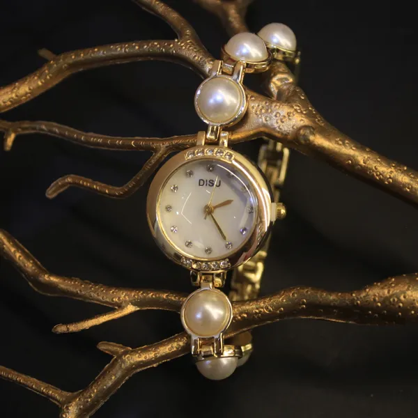 Glimsy_Gold_Pearl_Grace_Bracelet_Watch