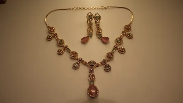 American_Diamond_Necklace_Set_For_Women