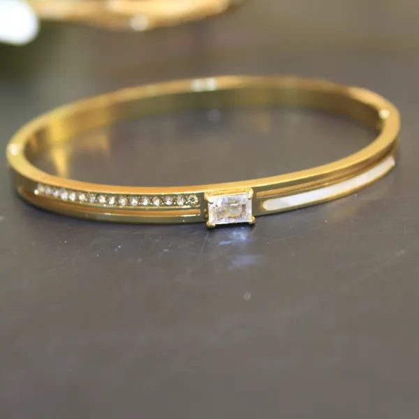 Gold_Plated_Anti_tarnish_Aurelia_Crystal_Luxe_Bangle_Bracelet