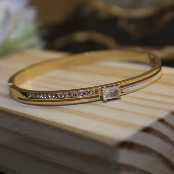 Gold_Plated_Anti_tarnish_Aurelia_Crystal_Luxe_Bangle_Bracelet