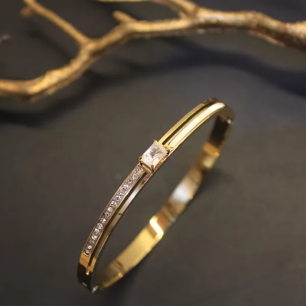 Gold_Plated_Anti_tarnish_Aurelia_Crystal_Luxe_Bangle_Bracelet