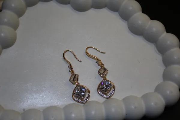 White_&_Golden_Premium_Stainless_Steel_Western_Earring_For_Women