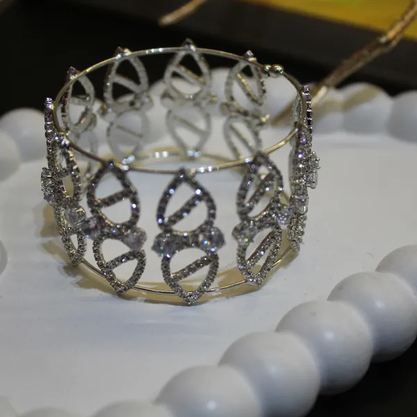 Silver_Premium_Alloy_Bracelets_For_Women