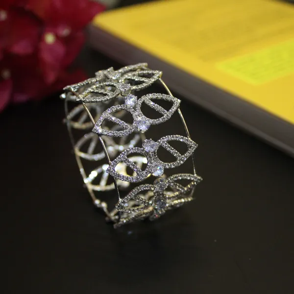 Silver_Premium_Alloy_Bracelets_For_Women