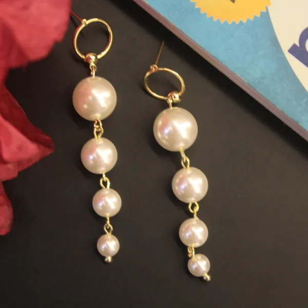 Alloy_Stylish_Korean_Earing_For_Women