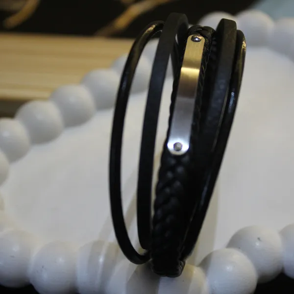Black_Premium_Leather_Bracelet_For_Men