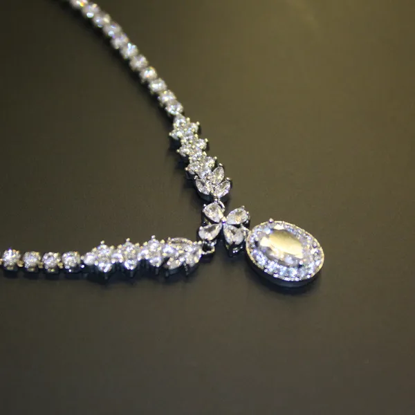 Brass_Stylish_Neck_Pendant_Set_For_Women