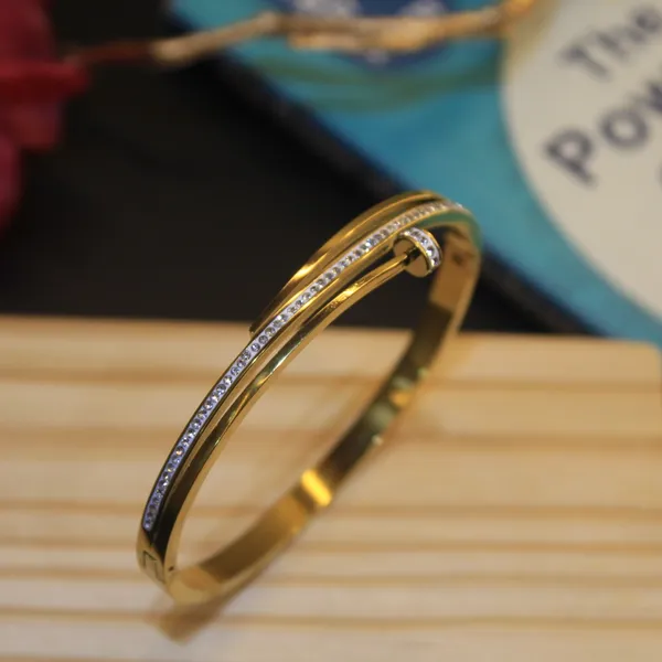 Gold_Plated_Anti_Tarnish_Nail_Bracelet_for_Women