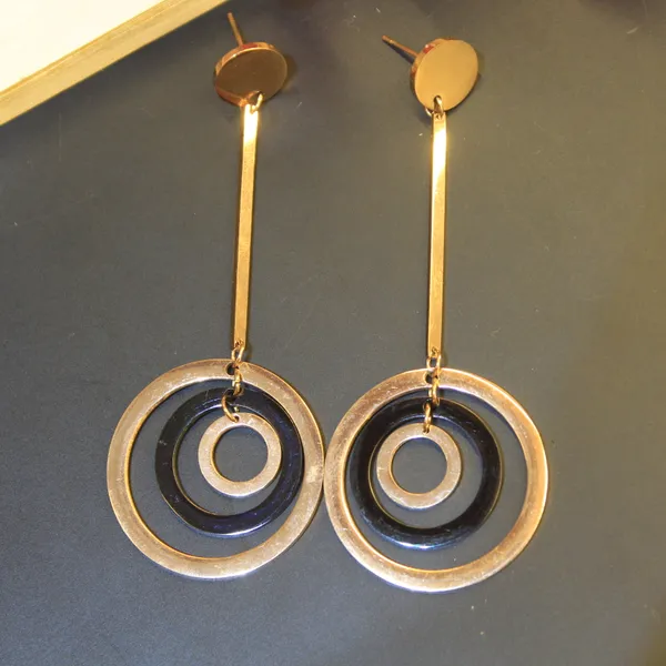 Alloy_Stylish_Western_Earing_For_Women