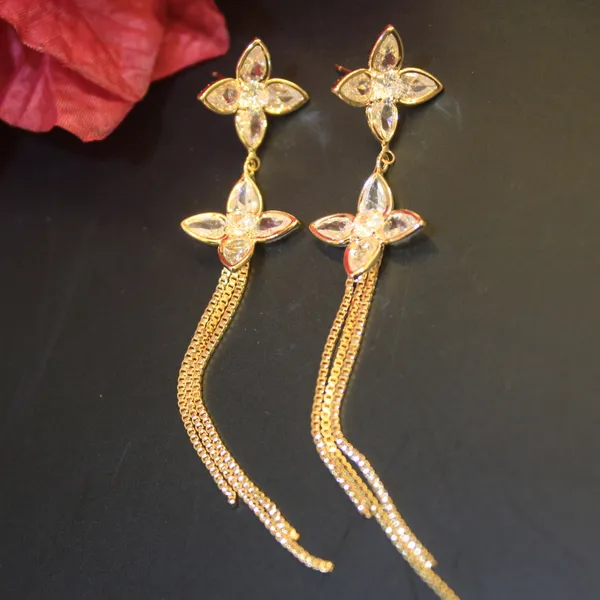 Alloy_Stylish_Korean_Earing_For_Women