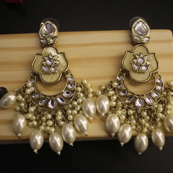 Brass_Stylish_Jhumkas_For_Women