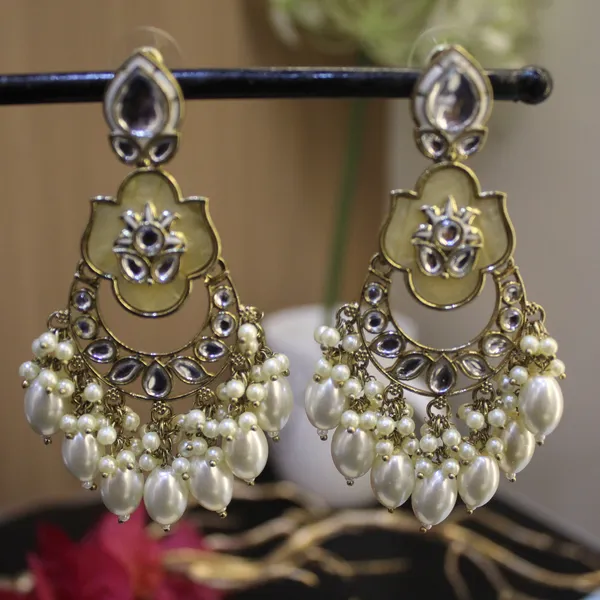 Brass_Stylish_Jhumkas_For_Women