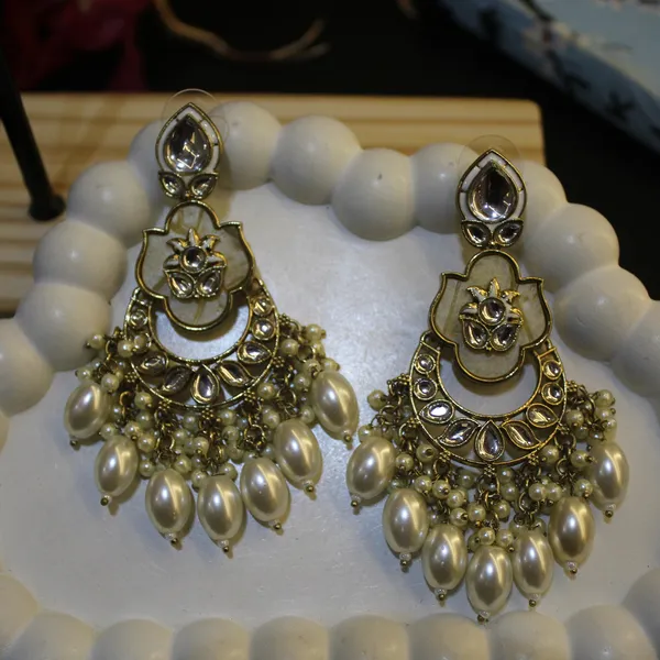 Brass_Stylish_Jhumkas_For_Women