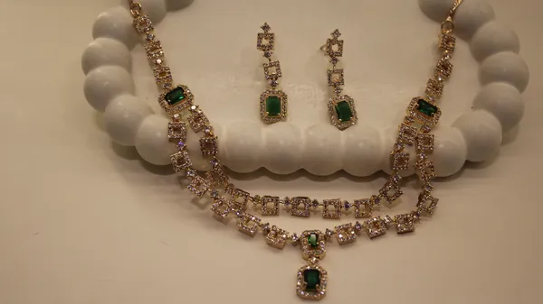 American_Diamond_Necklace_Set_For_Women