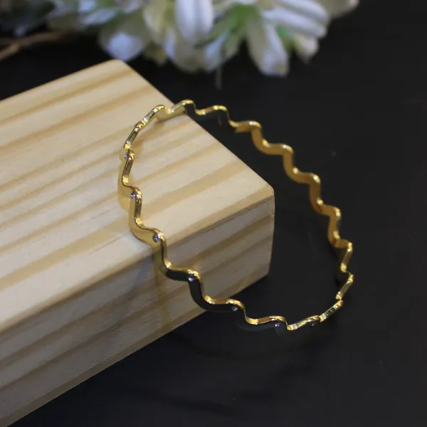 Gold_Plated_Anti_Tarnish_Serpentine_Crystal_Bangle