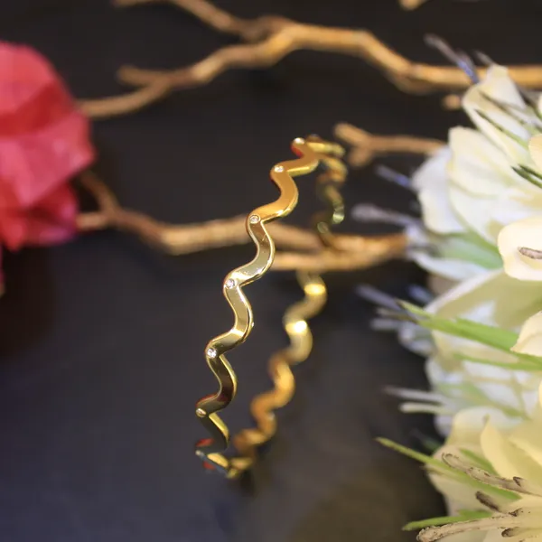 Gold_Plated_Anti_Tarnish_Serpentine_Crystal_Bangle