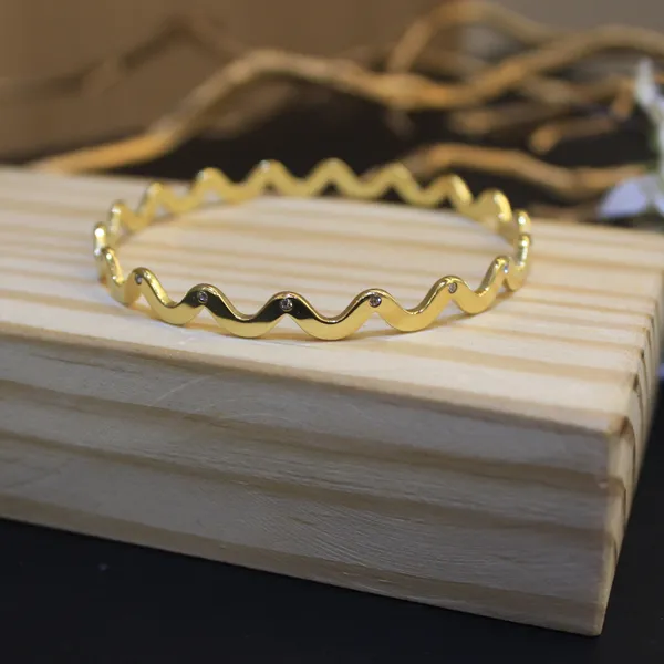Gold_Plated_Anti_Tarnish_Serpentine_Crystal_Bangle