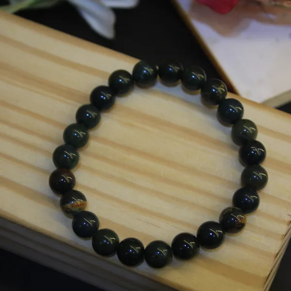 Glimsy_Vital_Force_-_Certified_Natural_Blood_Stone_Bracelet