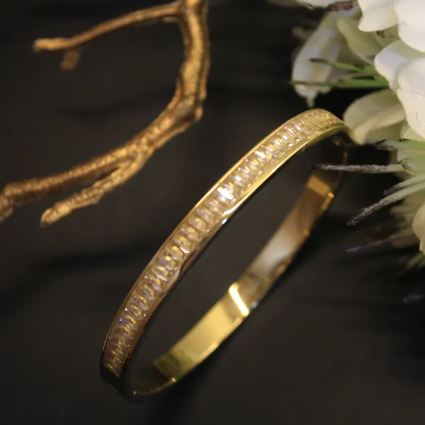 Gold_Plated_Anti_tarnish_Radiance_Row_Bangle_Styled_Bracelet