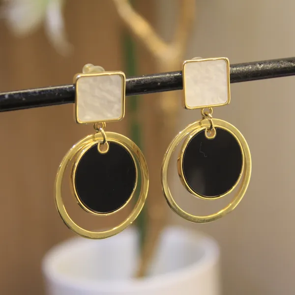 Alloy_Stylish_Western_Earing_For_Women