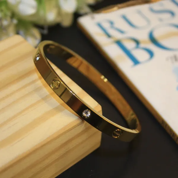 Gold_Plated_Anti_Tarnish_Cartier_New_Bracelet_